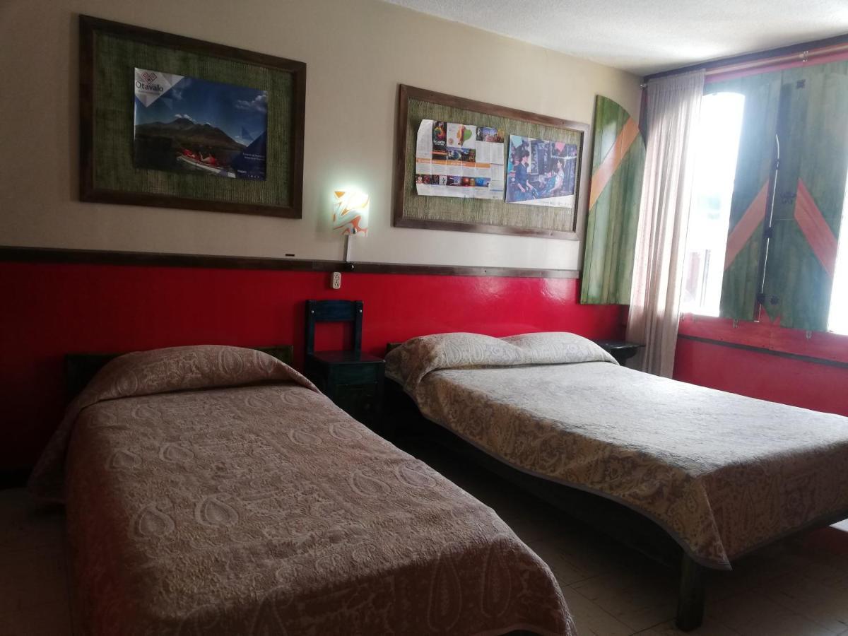 Flying Donkey Bed and Breakfast Otavalo Exterior foto